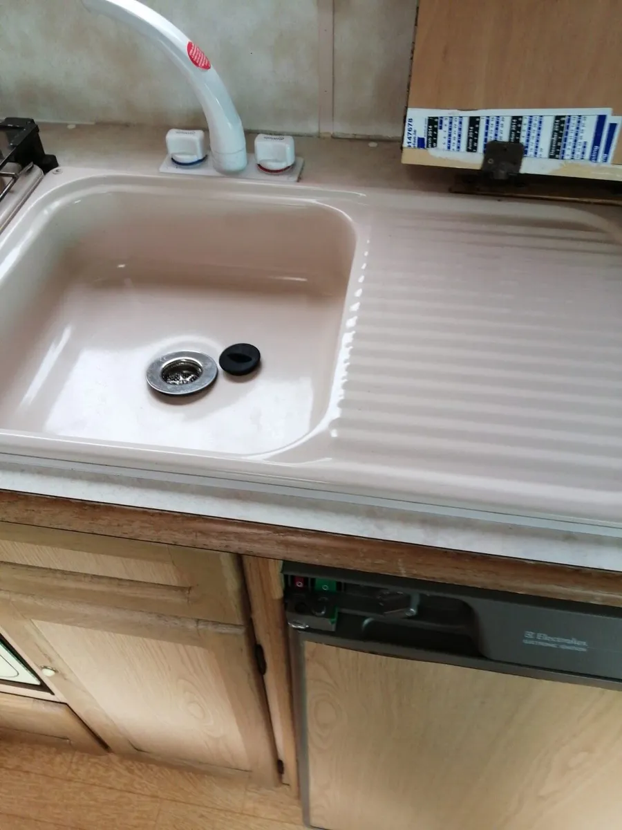 Campervan | Compass Drifter | 4 Berth | 1997 - Image 4