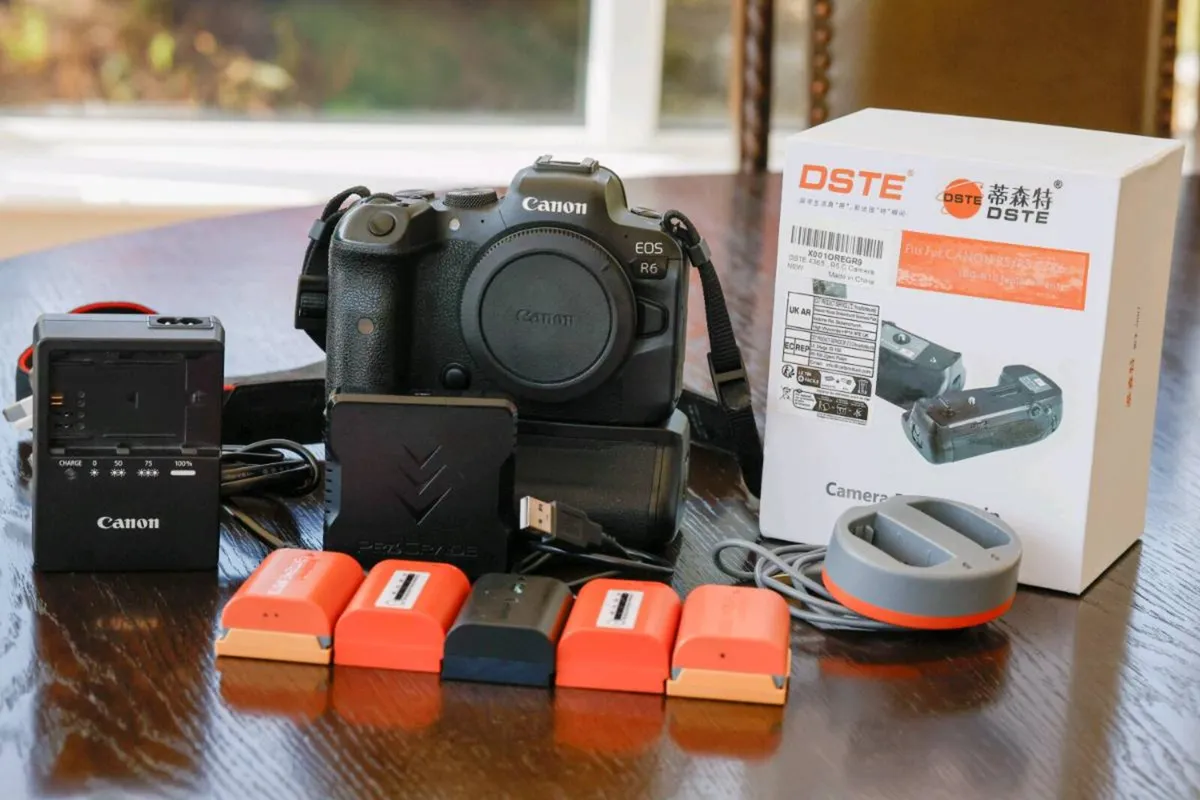 Canon R6 & Accessories - Image 1