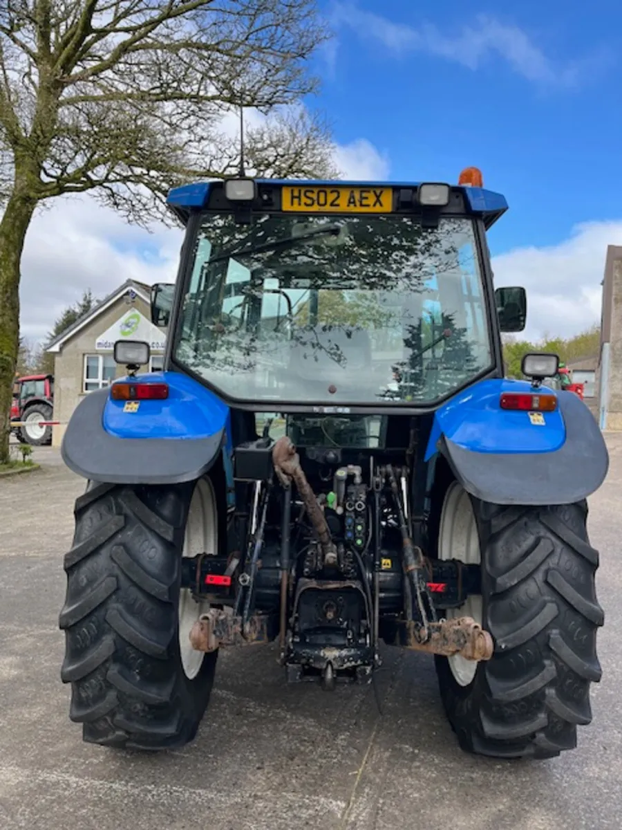 2002 New Holland TS110 E/Command - Image 4