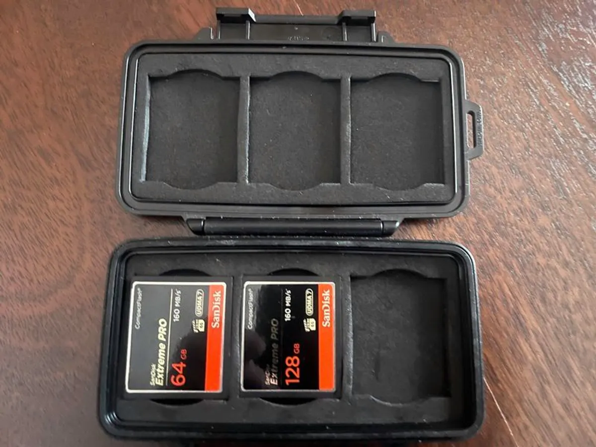 Sandisk Extreme Pro CF 128GB & 64GB card with Pelican case - Image 3