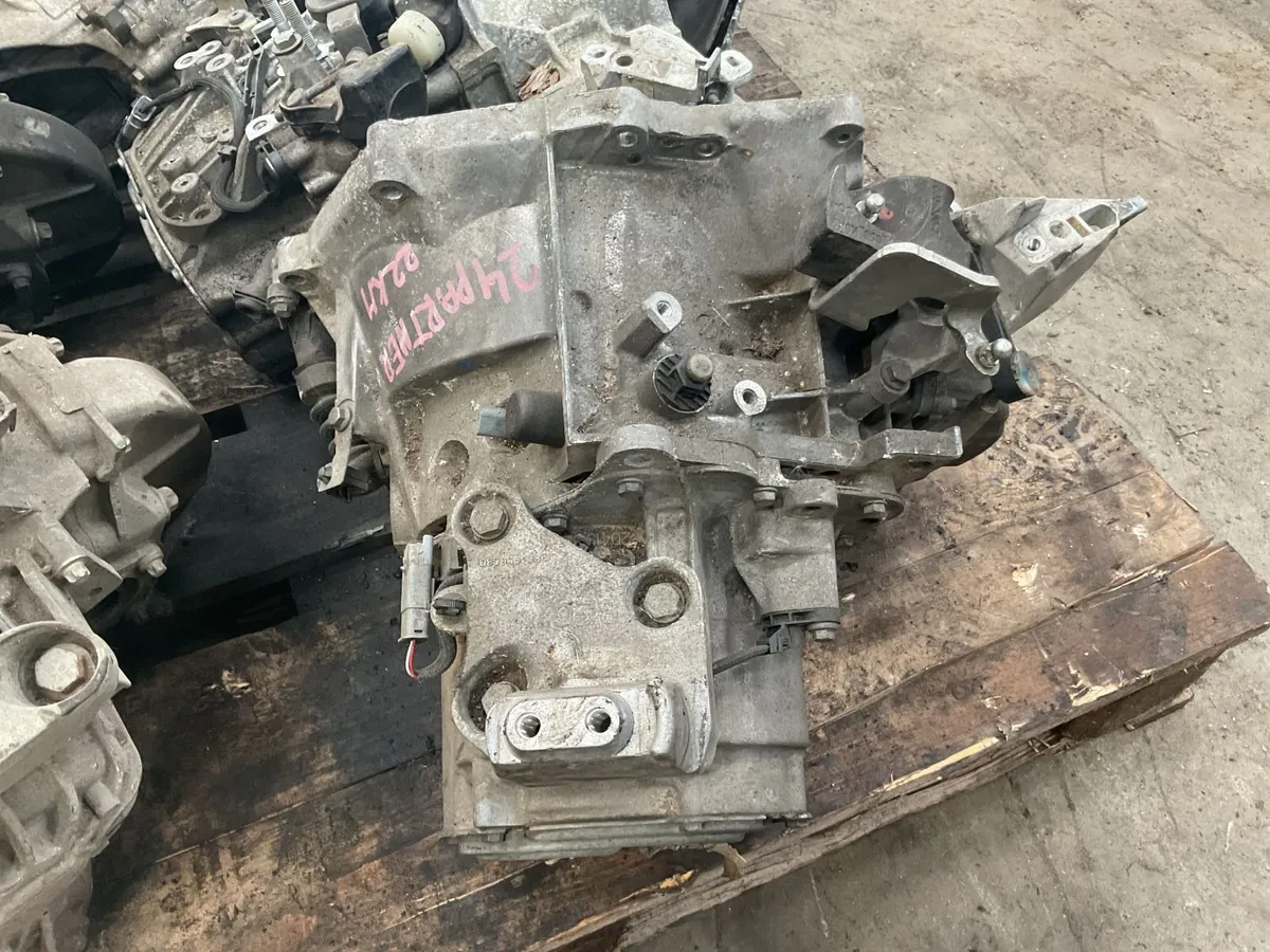Online Auction Of Gearbox's - Image 2