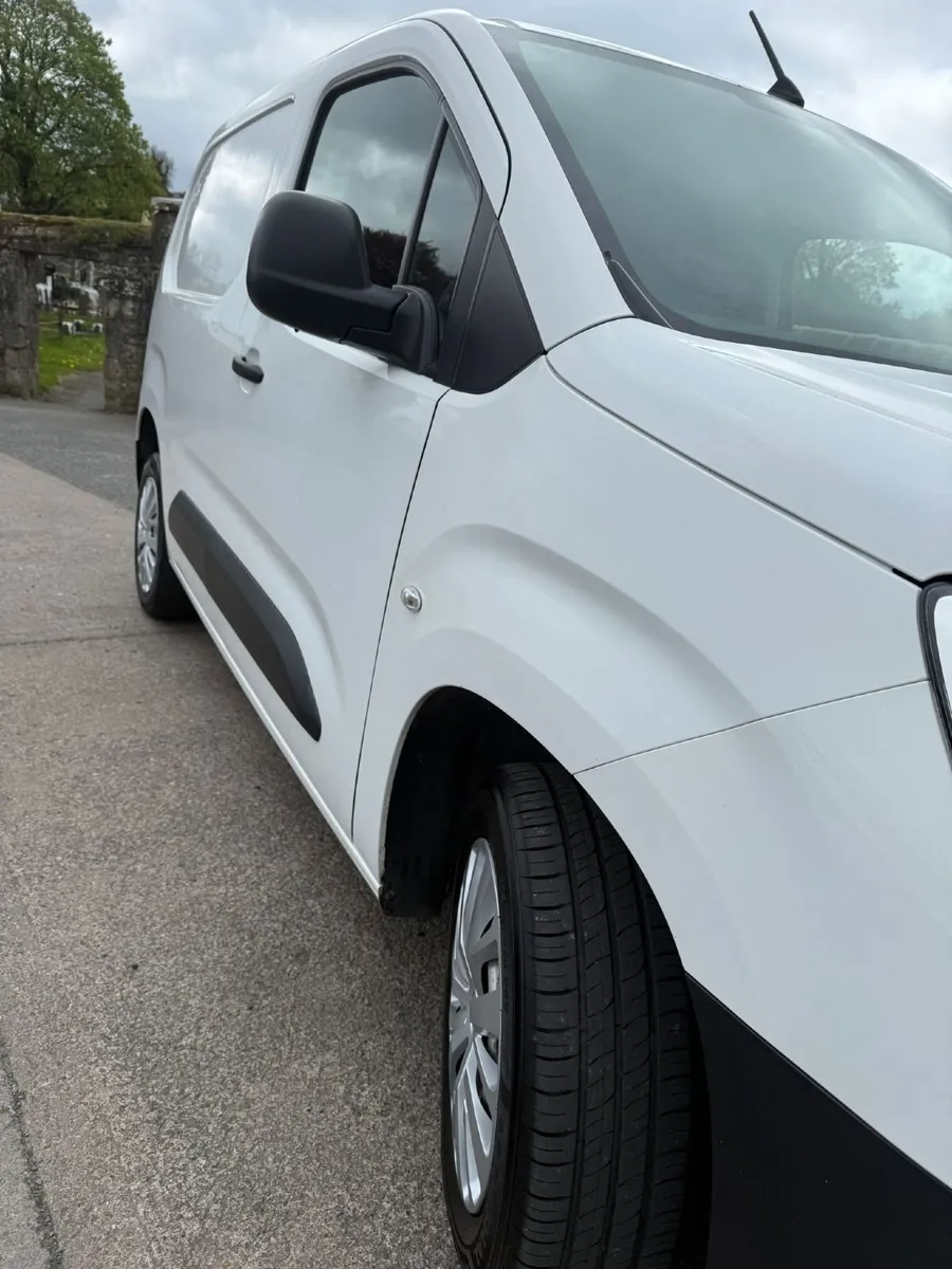 Vauxhall Combo 2020 - Image 2