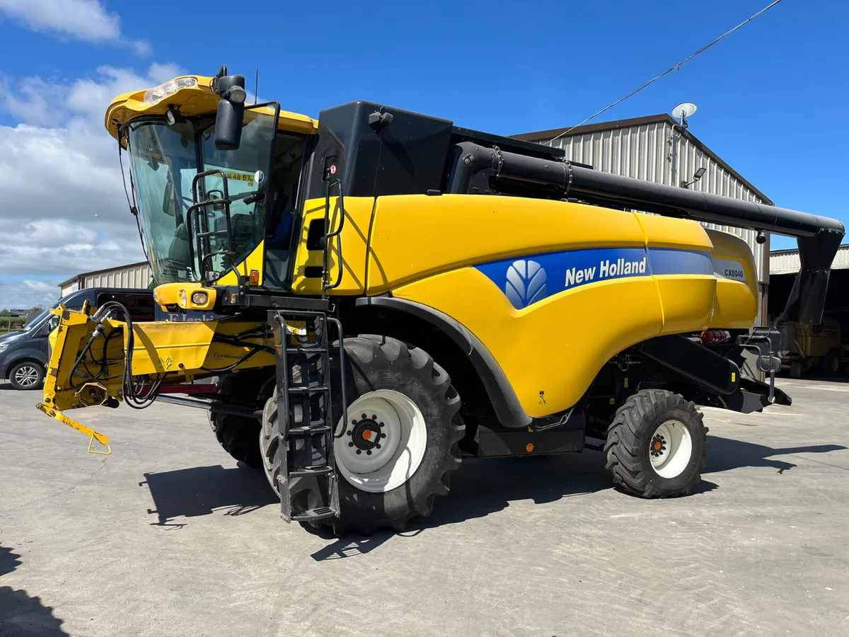 New Holland CX8040 - Image 2