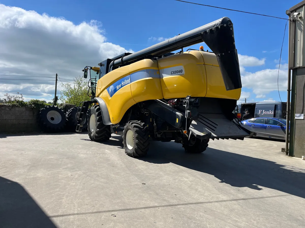 New Holland CX8040 - Image 4