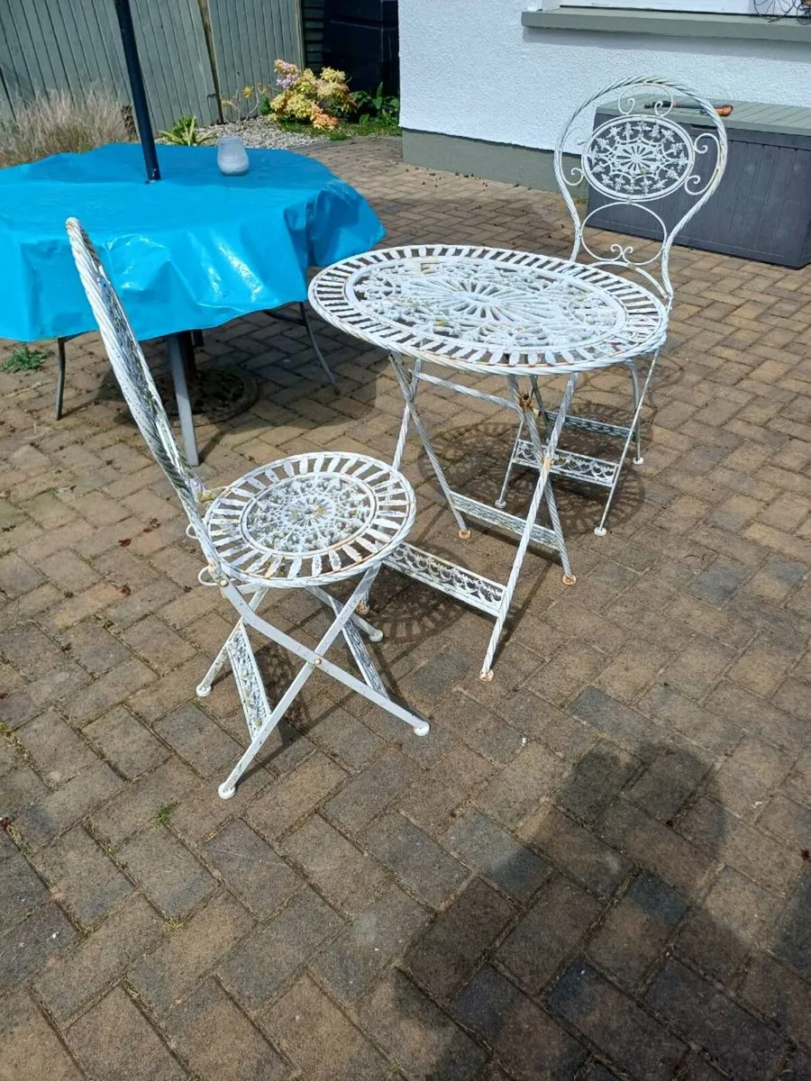 Patio Set - Image 3