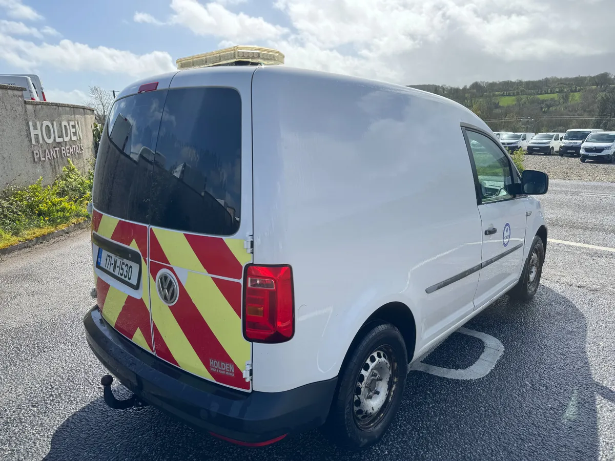 BID ONLINE NOW - UNRESERVED 2017 VW CADDY FOR AUCT - Image 4