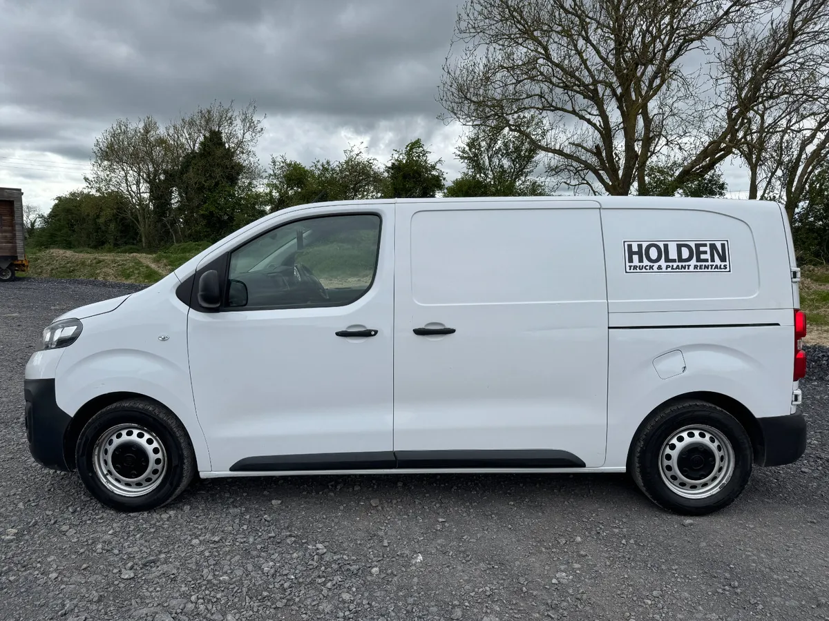 BID ONLINE NOW - UNRESERVED 2022 FIAT SCUDO VAN - Image 2