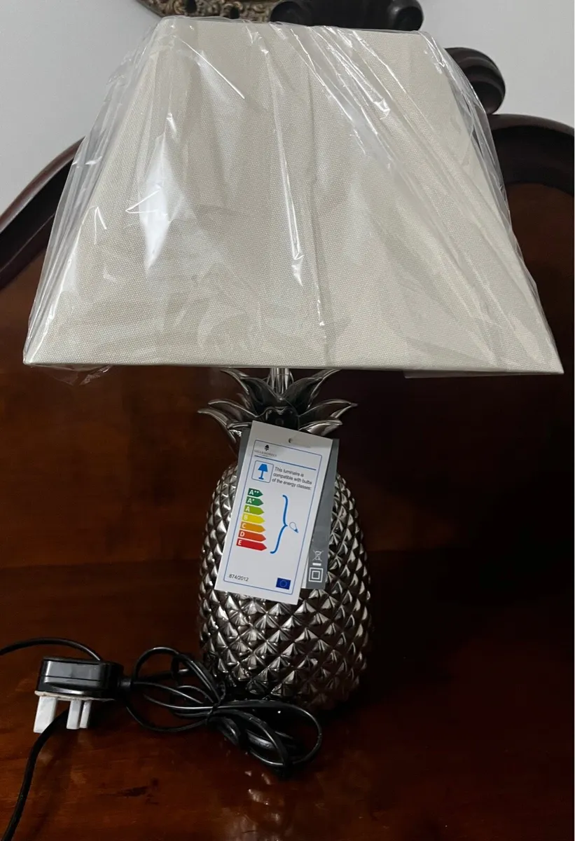 Silver Ceramic Pineapple  Lamp - Image 1