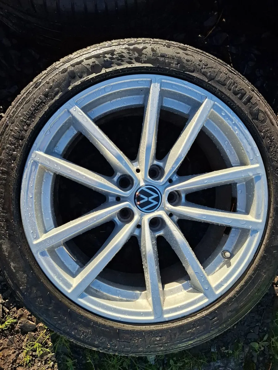 17" Vw Alloys with tyres - Image 1