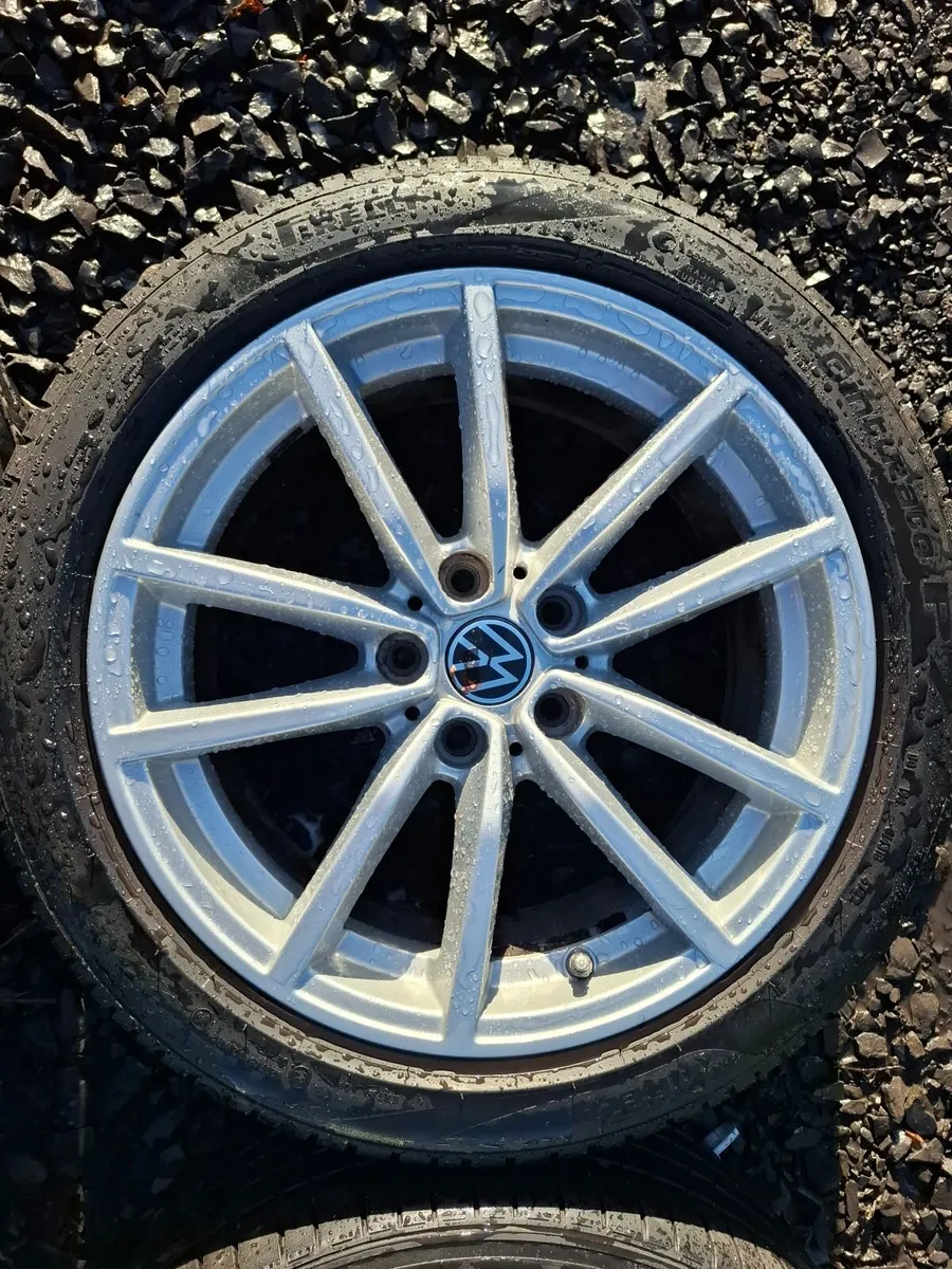 17" Vw Alloys with tyres - Image 4