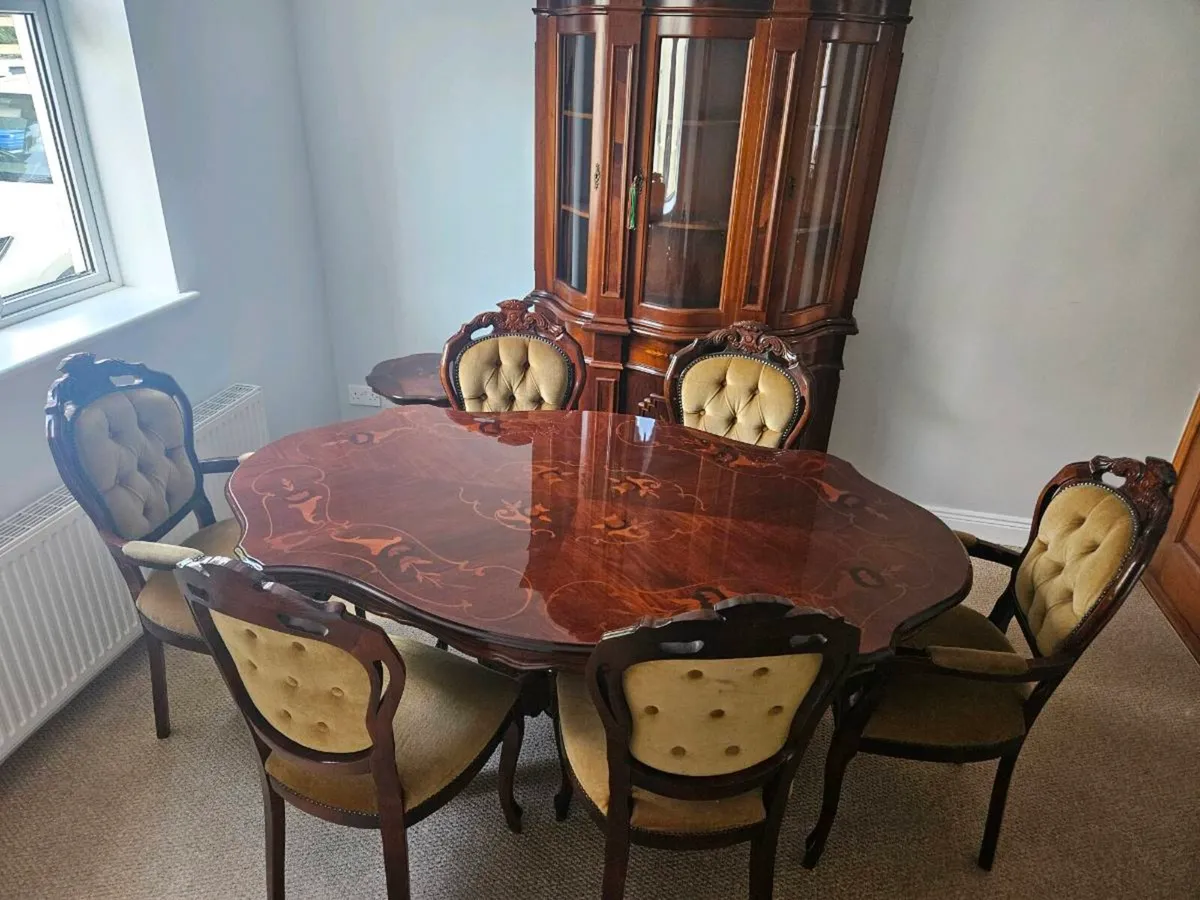 Dining room table, 6 chairs and display cabinet - Image 2