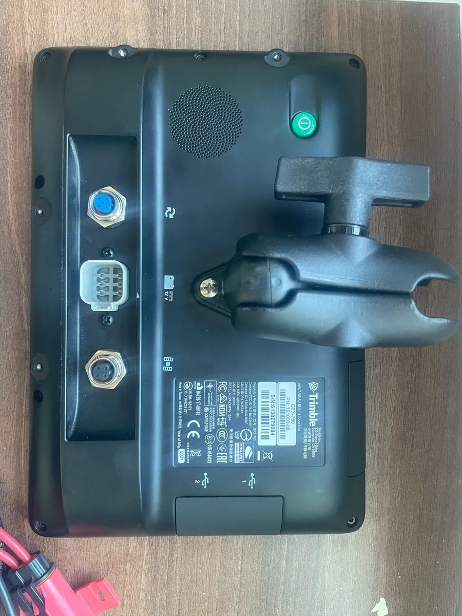 Trimble GFX750 NAV500 GPS 10" big screen as new - Image 4