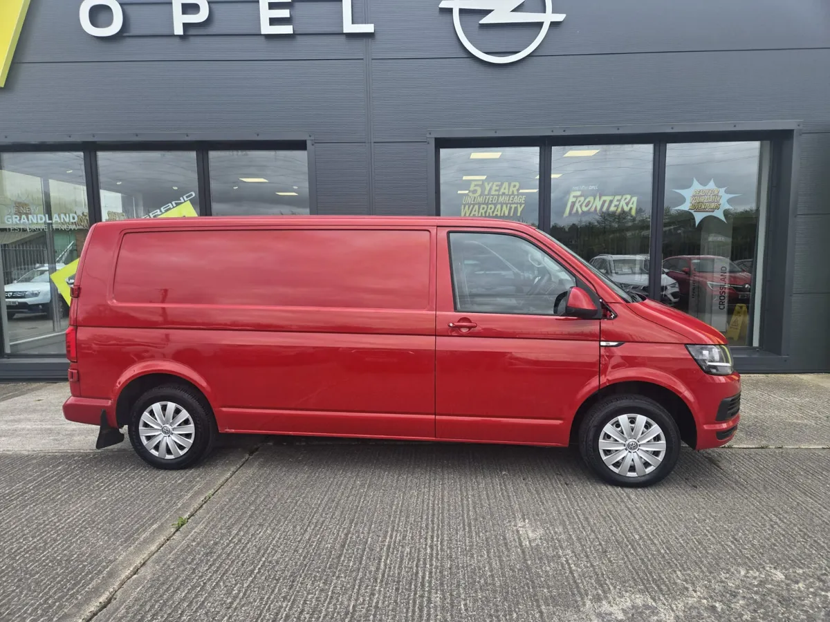 Volkswagen Transporter T6 2.0 TDI - Image 4