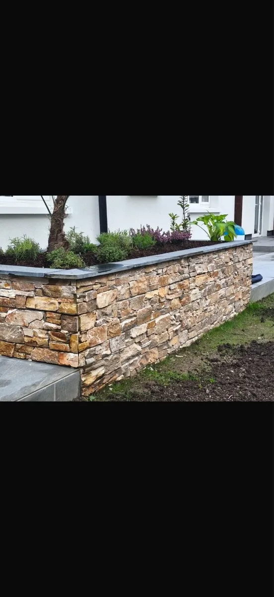 Yellow quartz wall cladding - Image 1