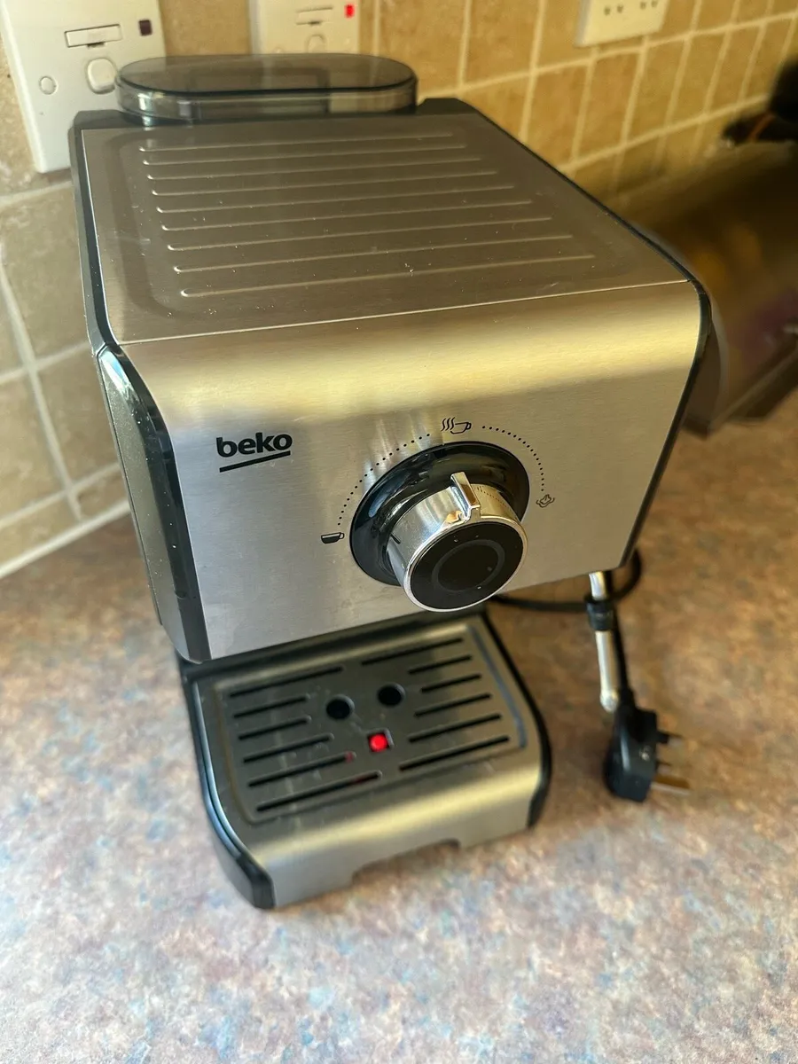 Beko Coffee Machine - Image 2