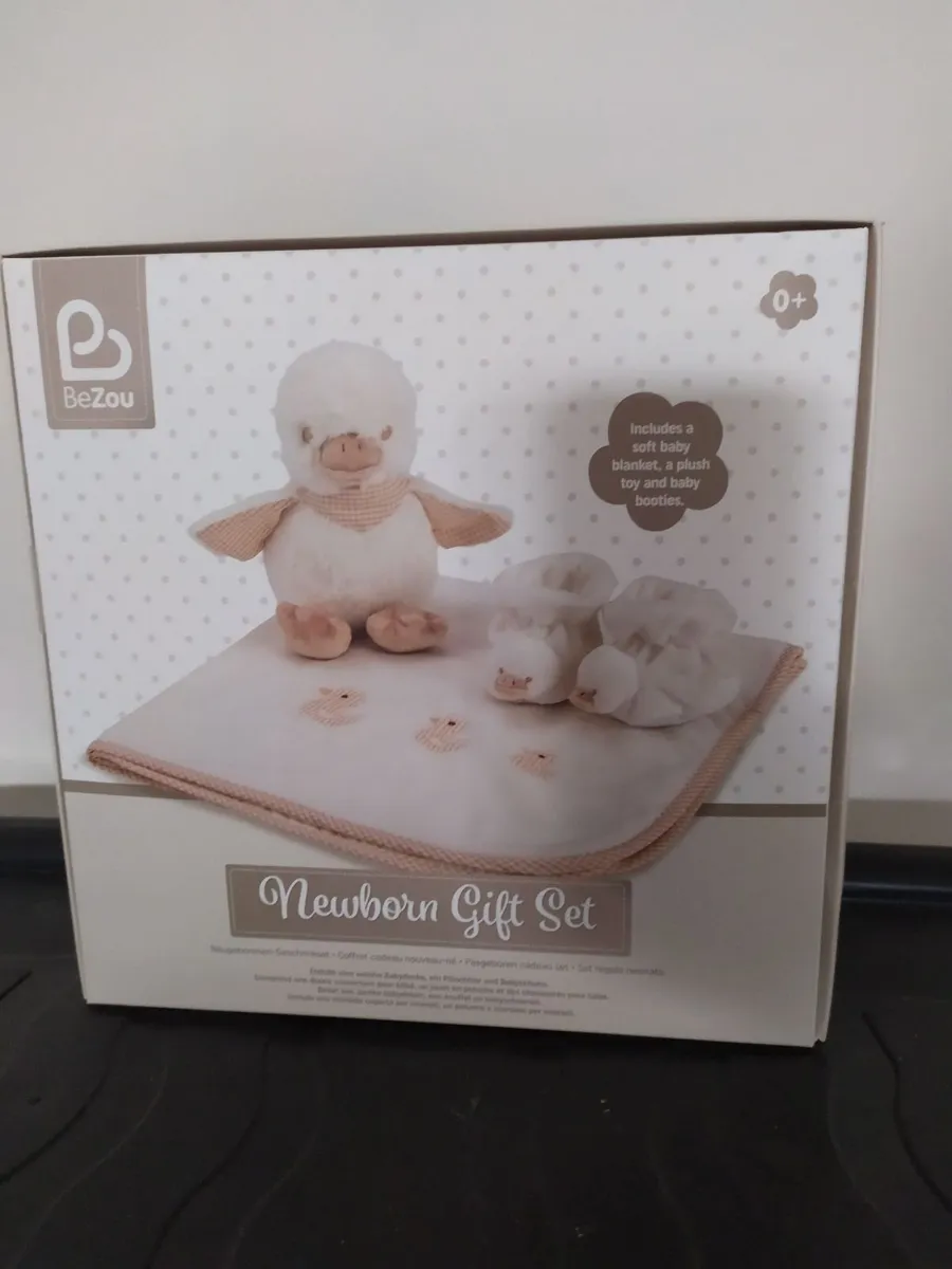Newborn baby gift set - Image 2