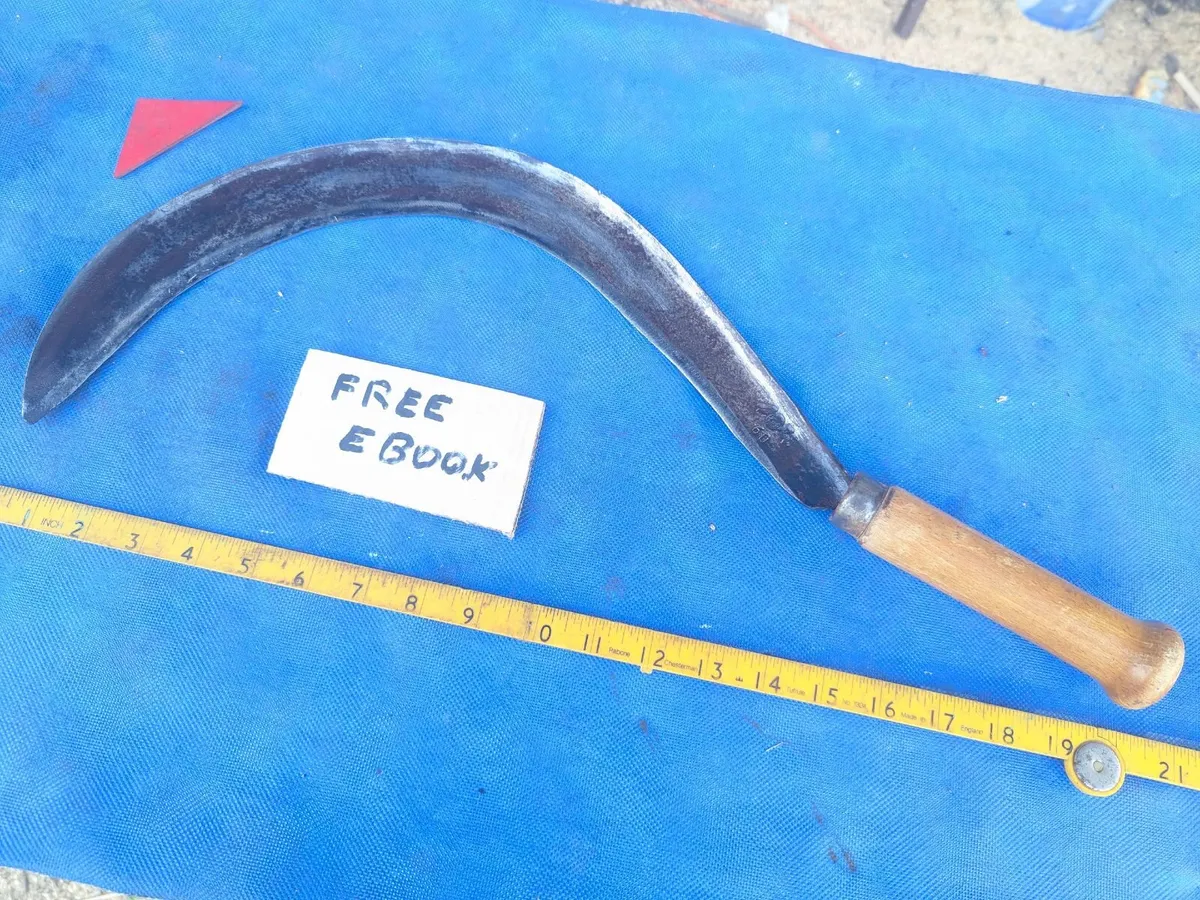60cm Grass Hook - Image 1