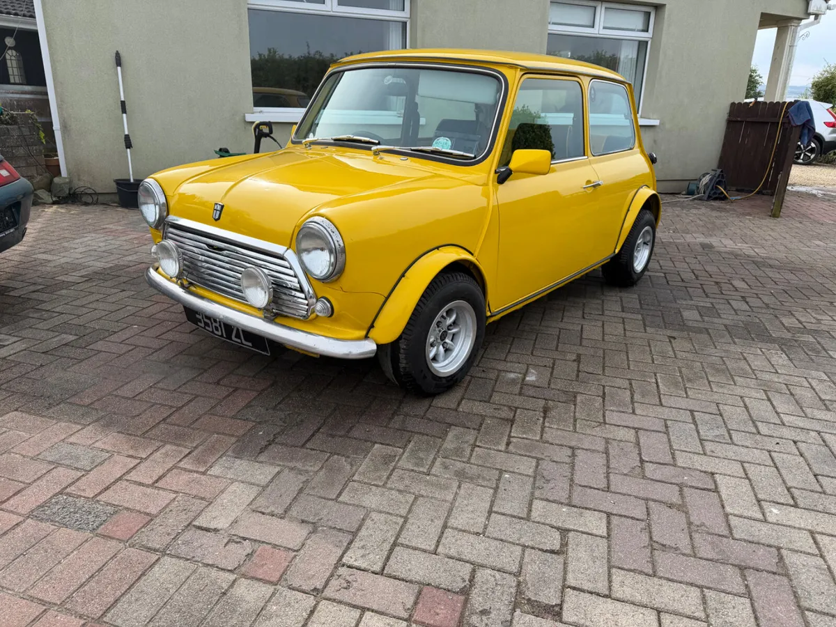 Austin Mini 1973 One Off Mini - Image 4