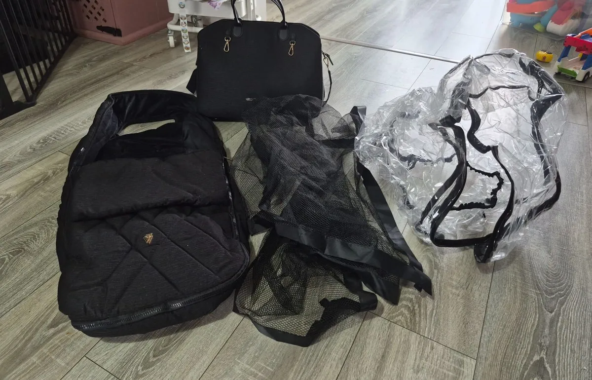 Venicci Tinum Upline Travel System - Image 4