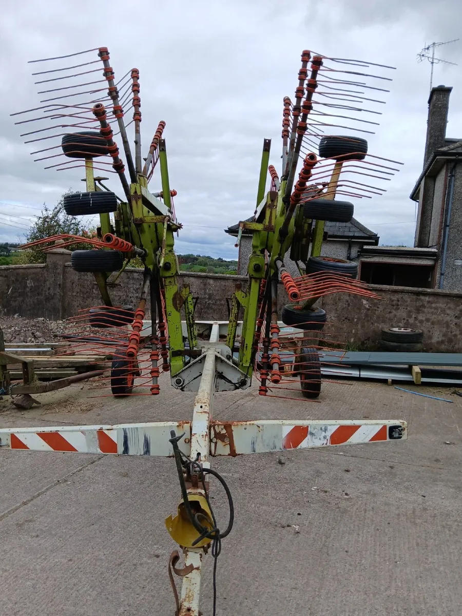 Claas Liner 770 Twin-rotor rake - Image 3