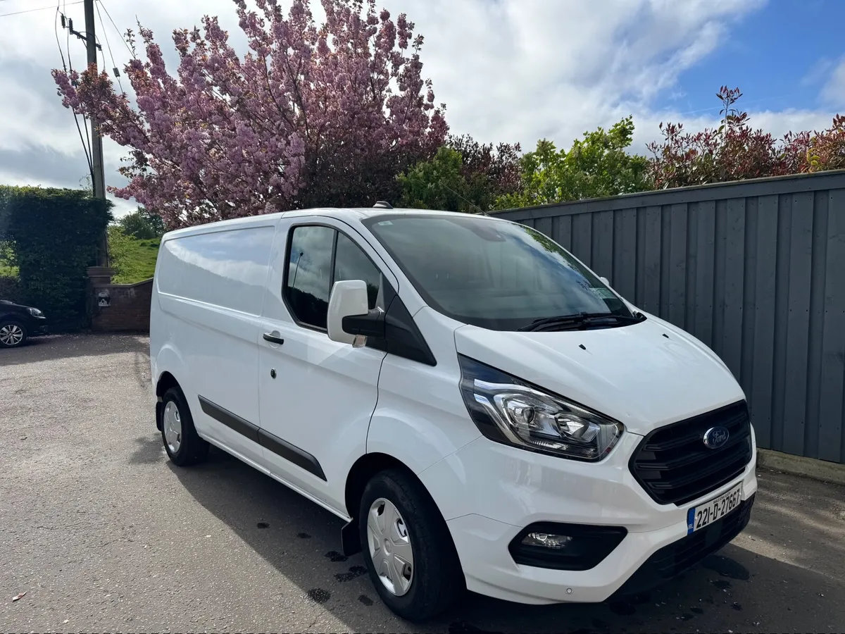Ford Transit Custom 2022 - Image 1