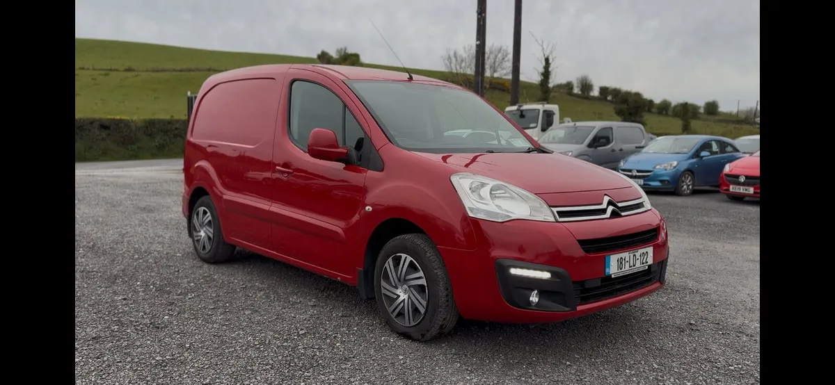 Citroen Berlingo 2018 1.6 fresh cvrt - Image 1