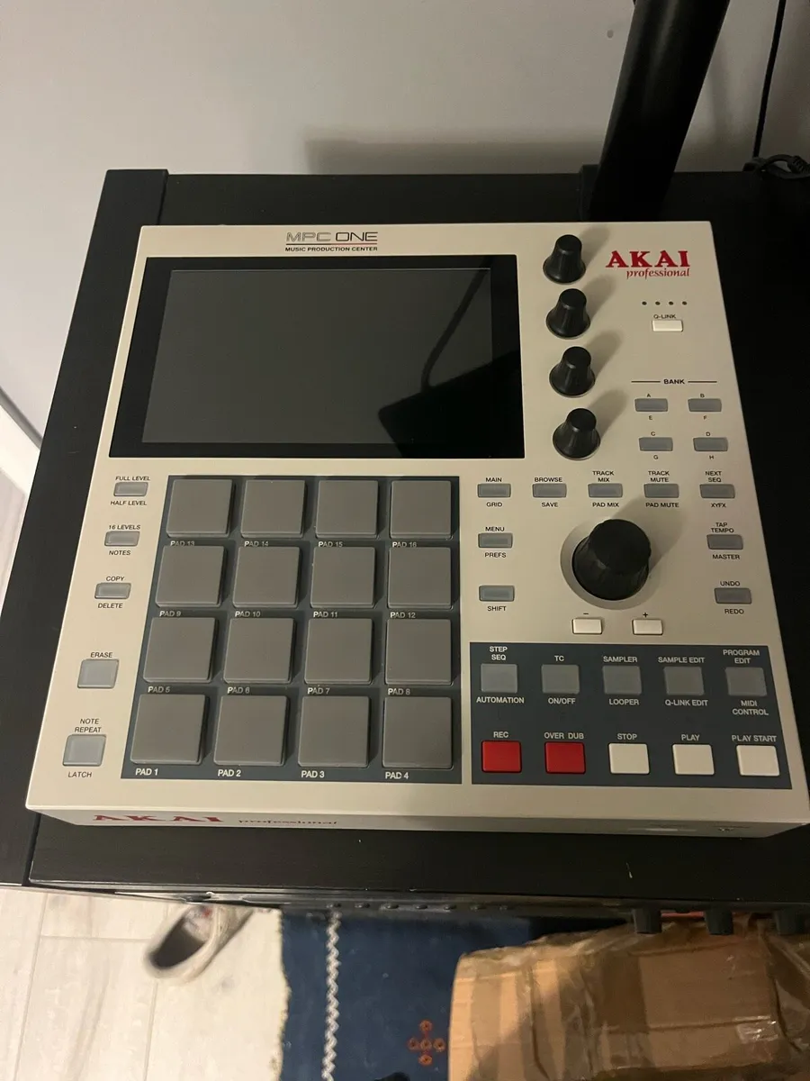 AKAI MPC One Retro Standalone Sampler - Image 1