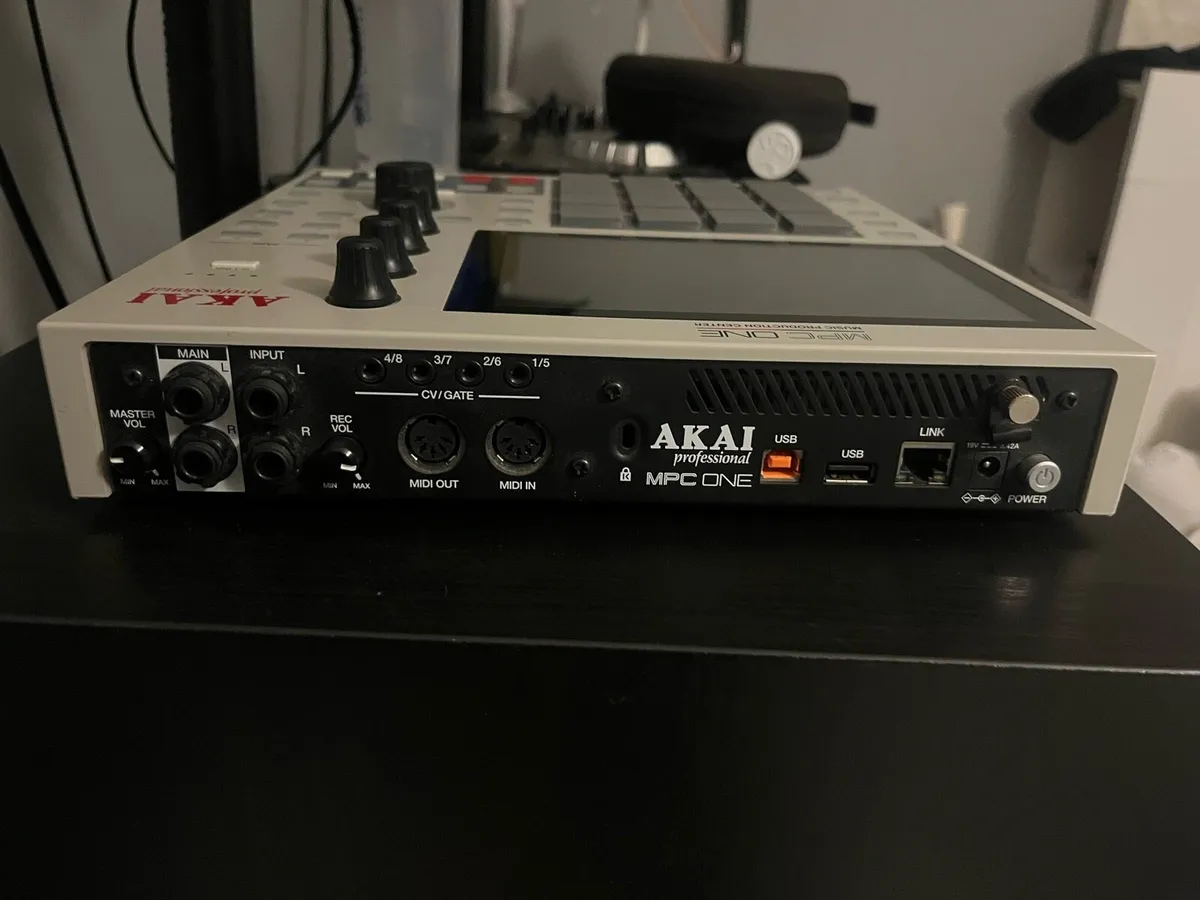 AKAI MPC One Retro Standalone Sampler - Image 3
