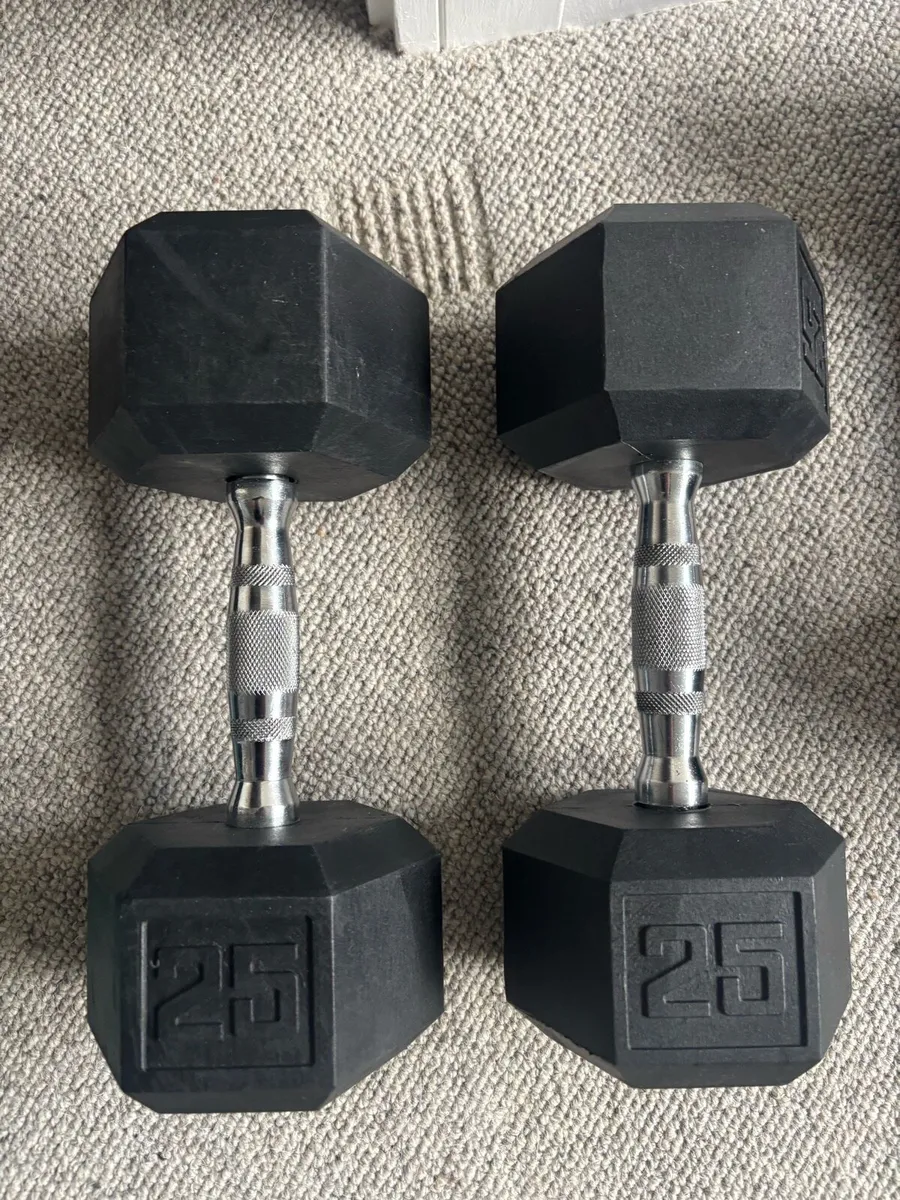 Hex Dumbbell Set + 12kg Medicine Ball – €150 - Image 1