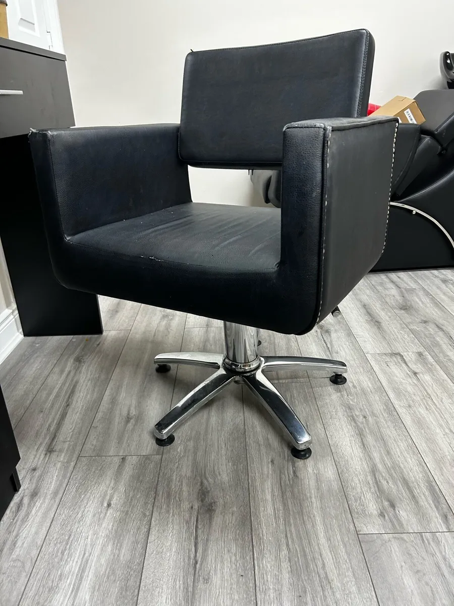 Barber chair - Image 4