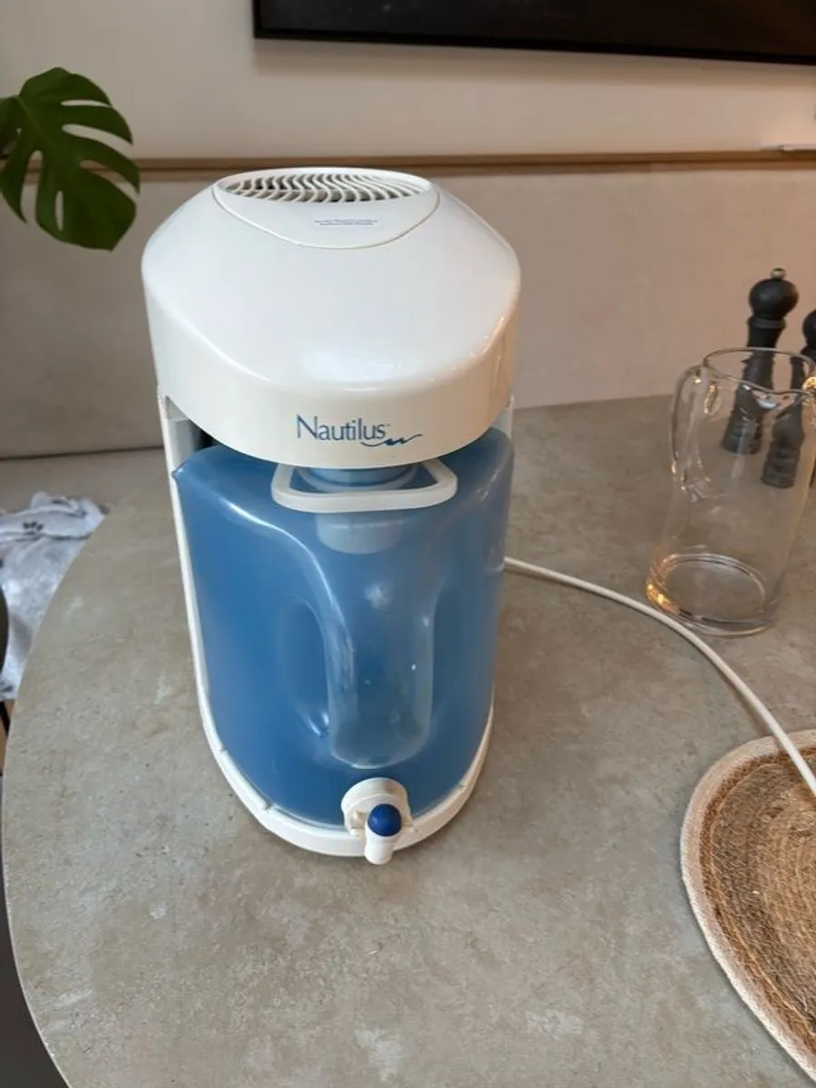 Water Distiller-  countertop with new filter - Image 3