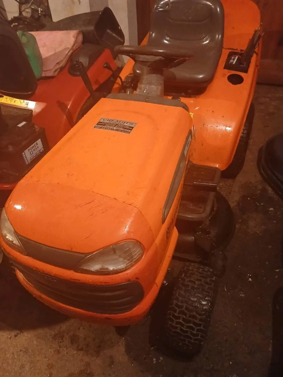 Ride on mowers breaking for parts - Image 1