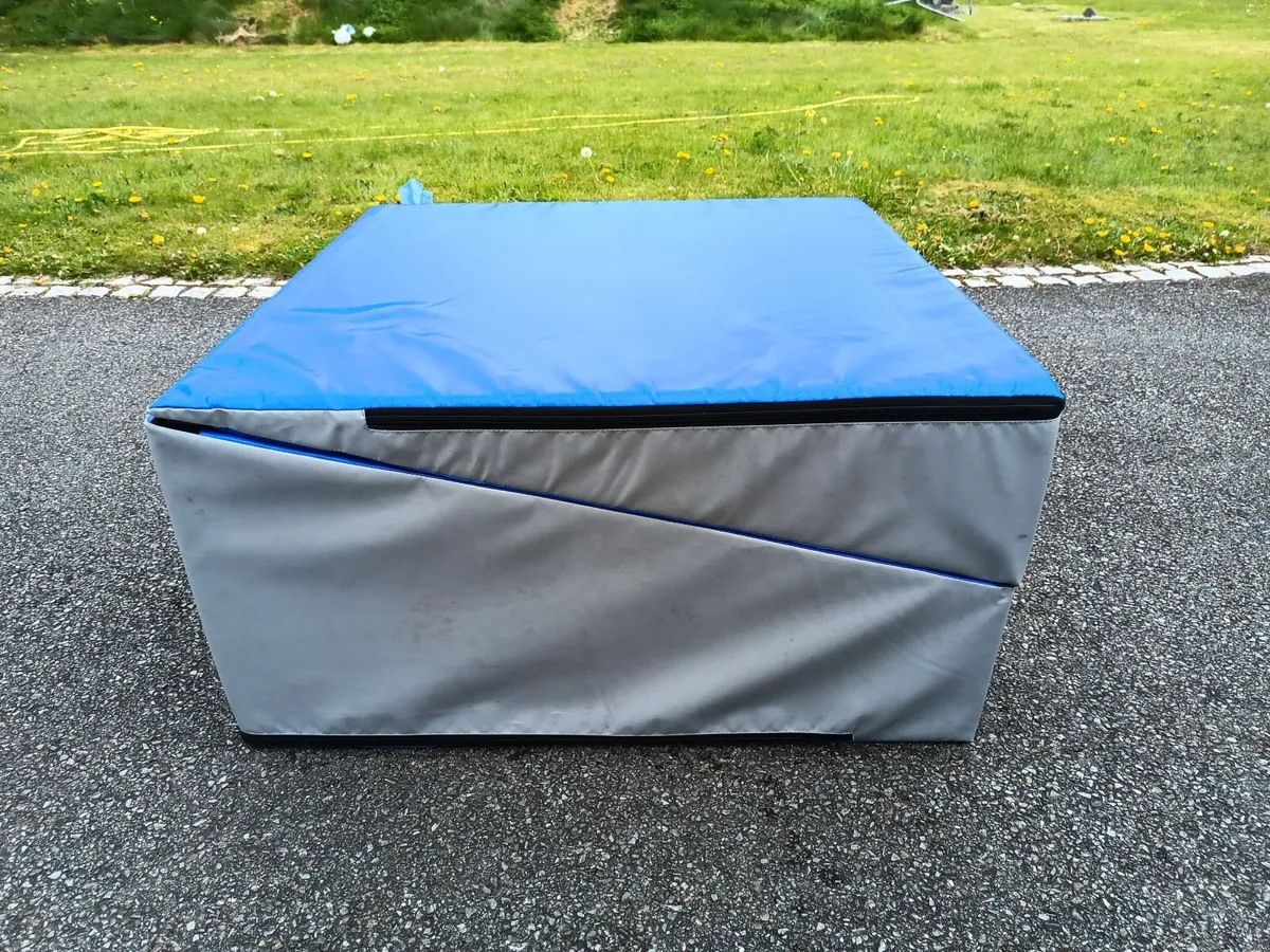 Sure Shot Foldable Gymnastics Wedge - Image 3