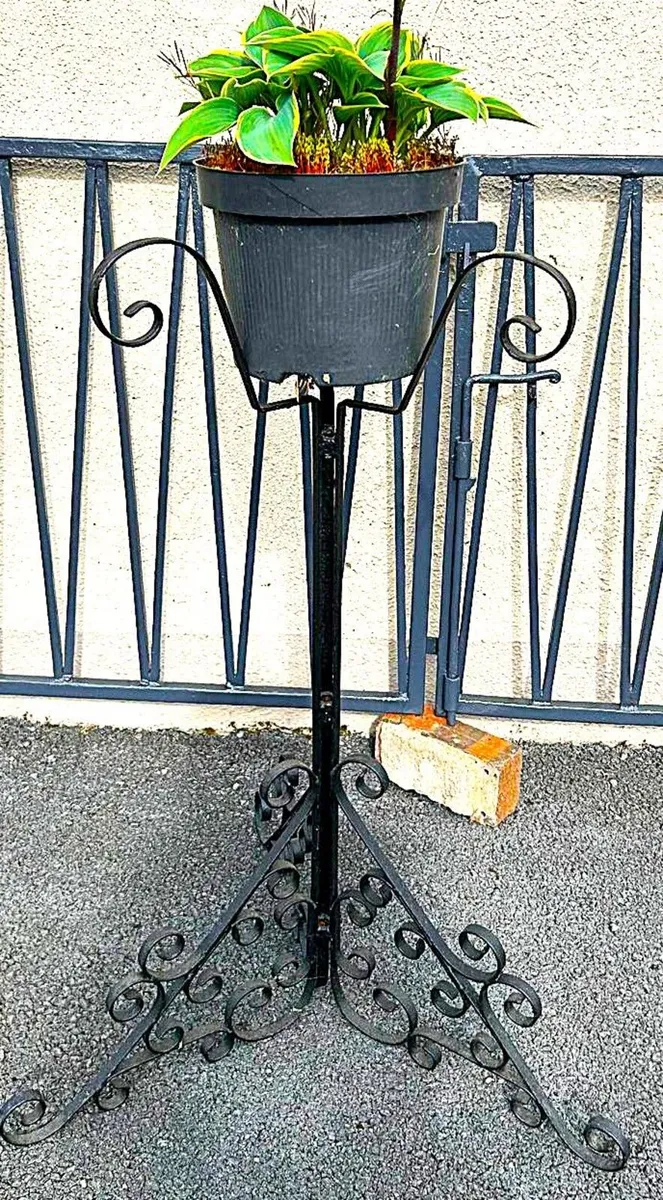 Plant Pot Stands - Image 2