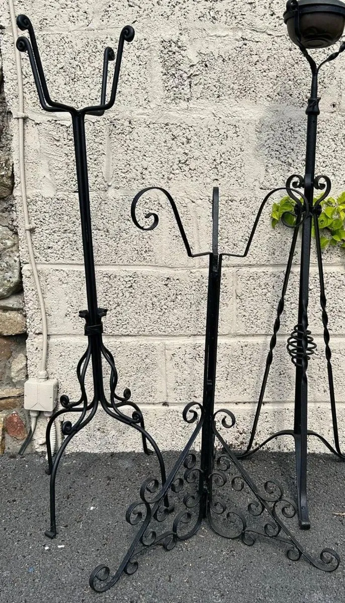 Plant Pot Stands - Image 1