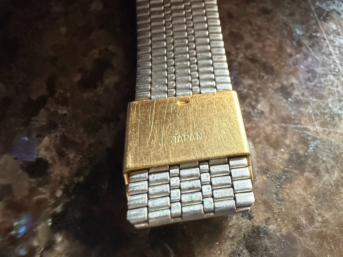 Gents vintage dress rotary quartz watch - Image 4