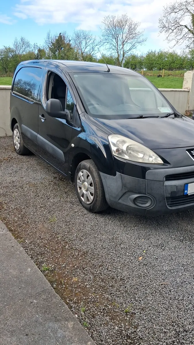 Peugeot Partner - Image 1