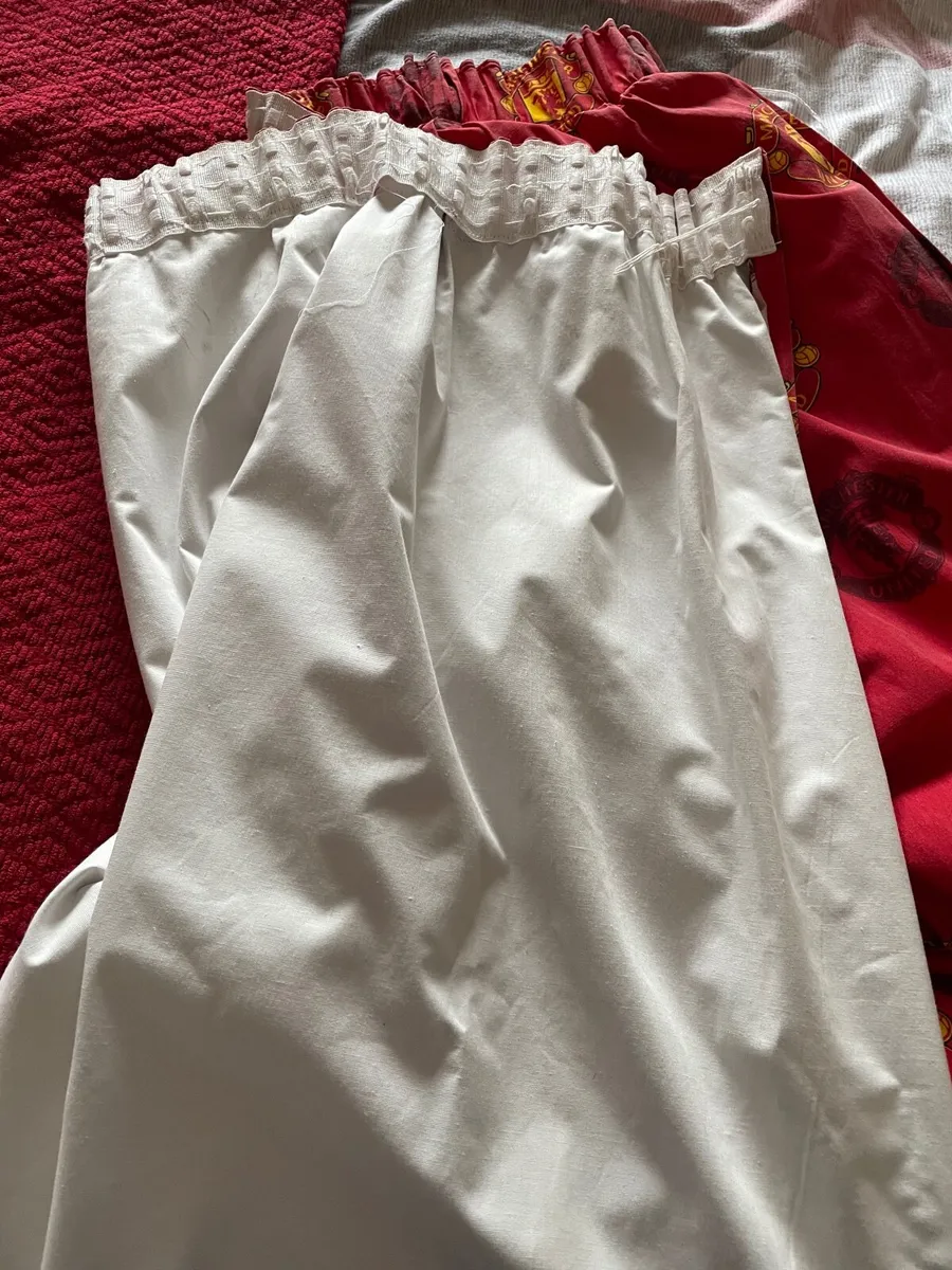 Manchester United Curtains 66 by 54 drop - Image 2