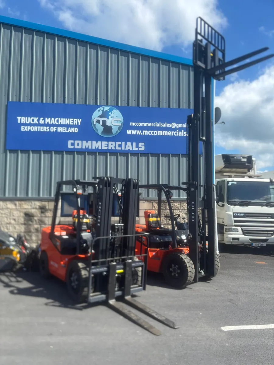 For Sale: HCHI 3.5 Ton Forklift - Image 2