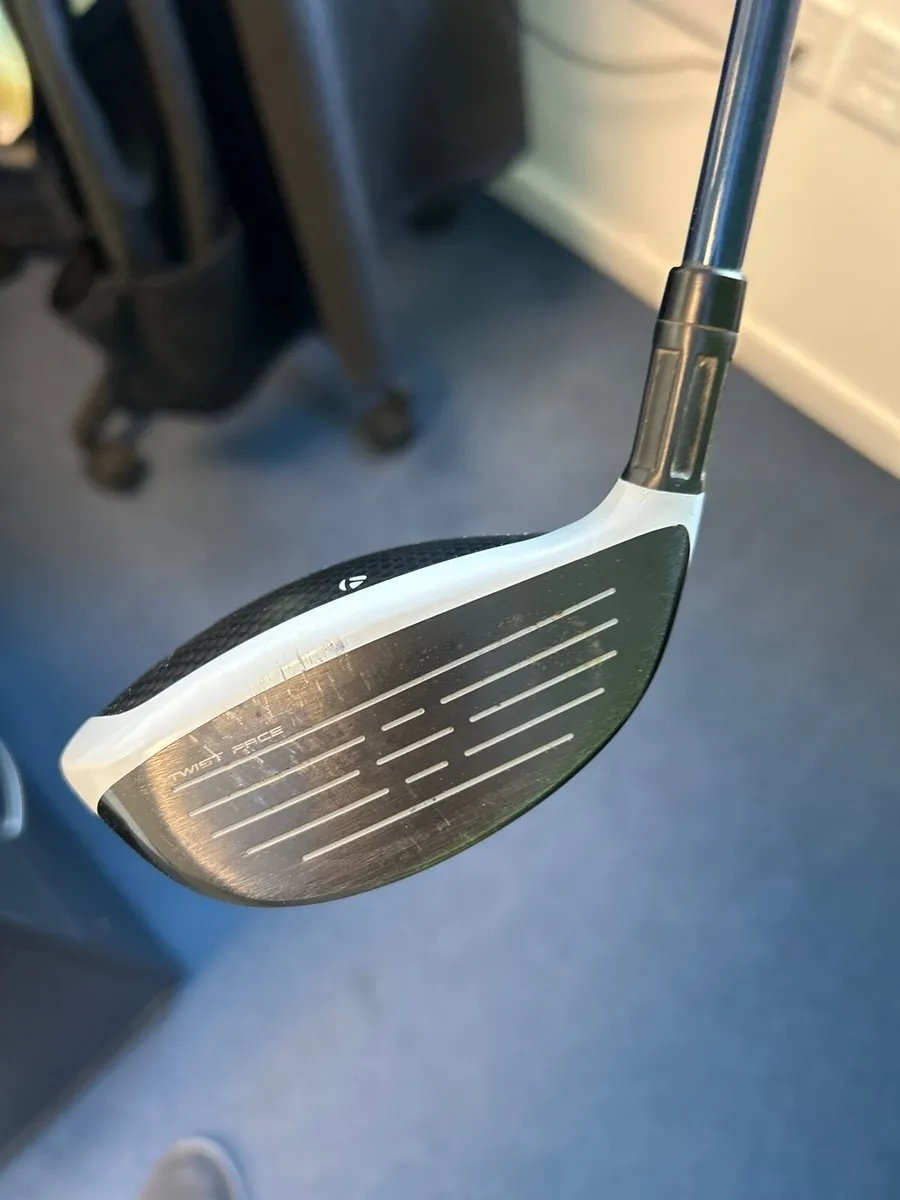 TaylorMade SIM2 Max 3-wood - Image 2