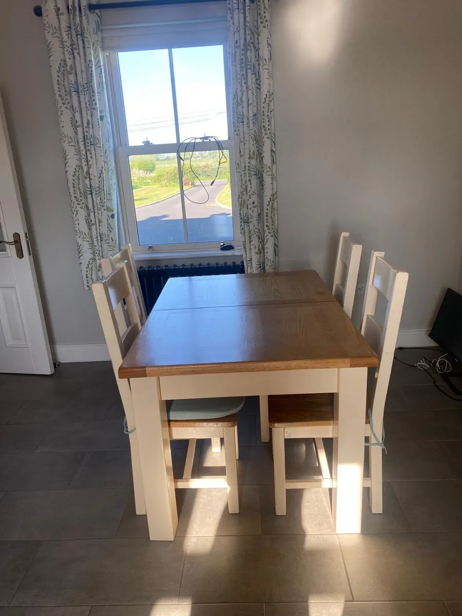 table and chairs for sale - Image 2