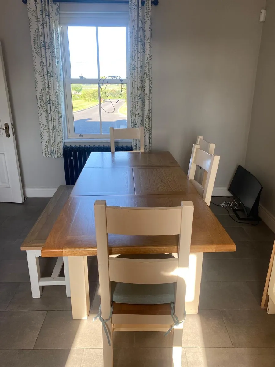 table and chairs for sale - Image 3