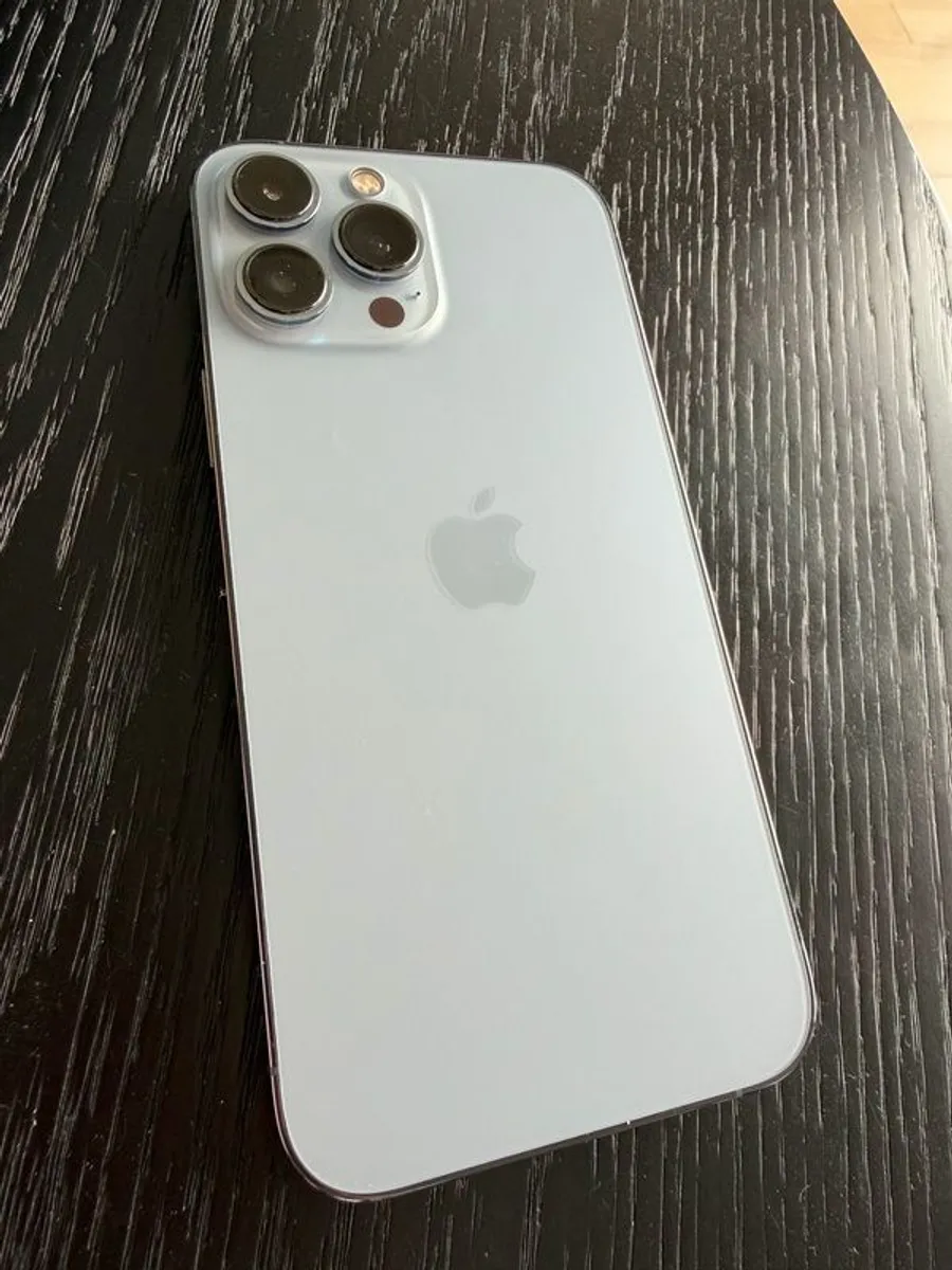 iPhone 13 Pro Max 256GB ,Unlocked,Original Box, Fully Working - Image 1