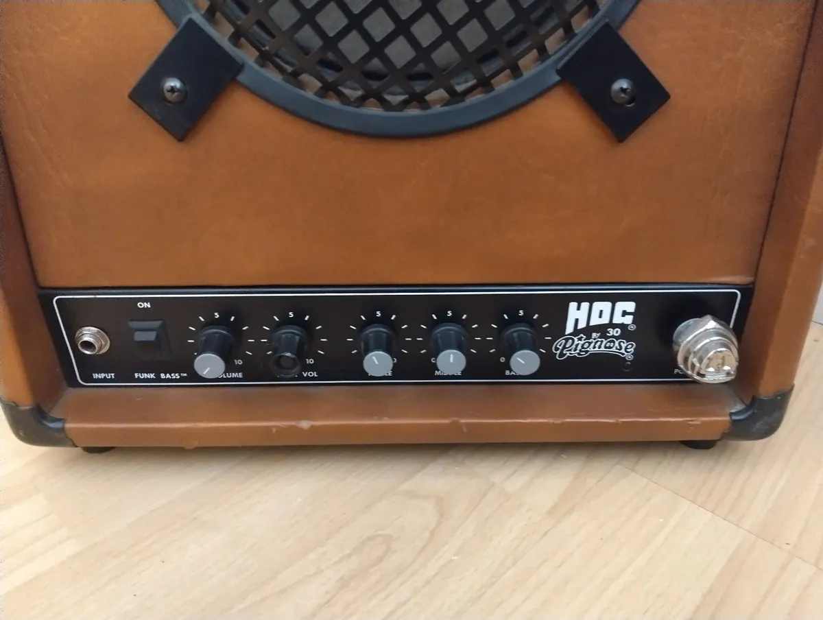 PORTABLE PIGNOSE HOG GUITAR AMP - Image 4