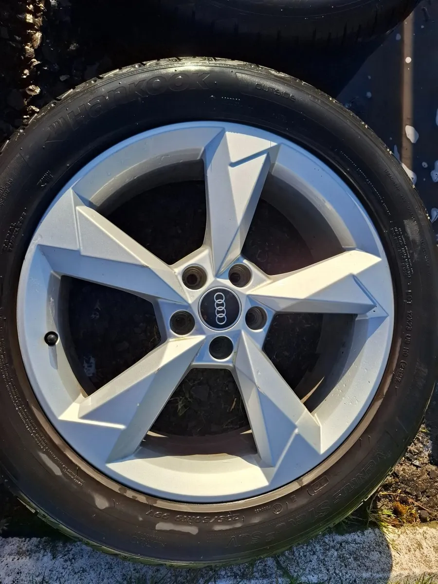 19" Genuine Audi Q3 S Line Alloys with tyres - Image 4