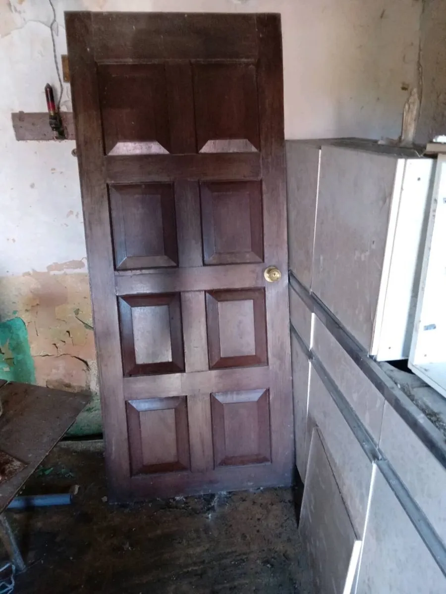 House items - Image 4