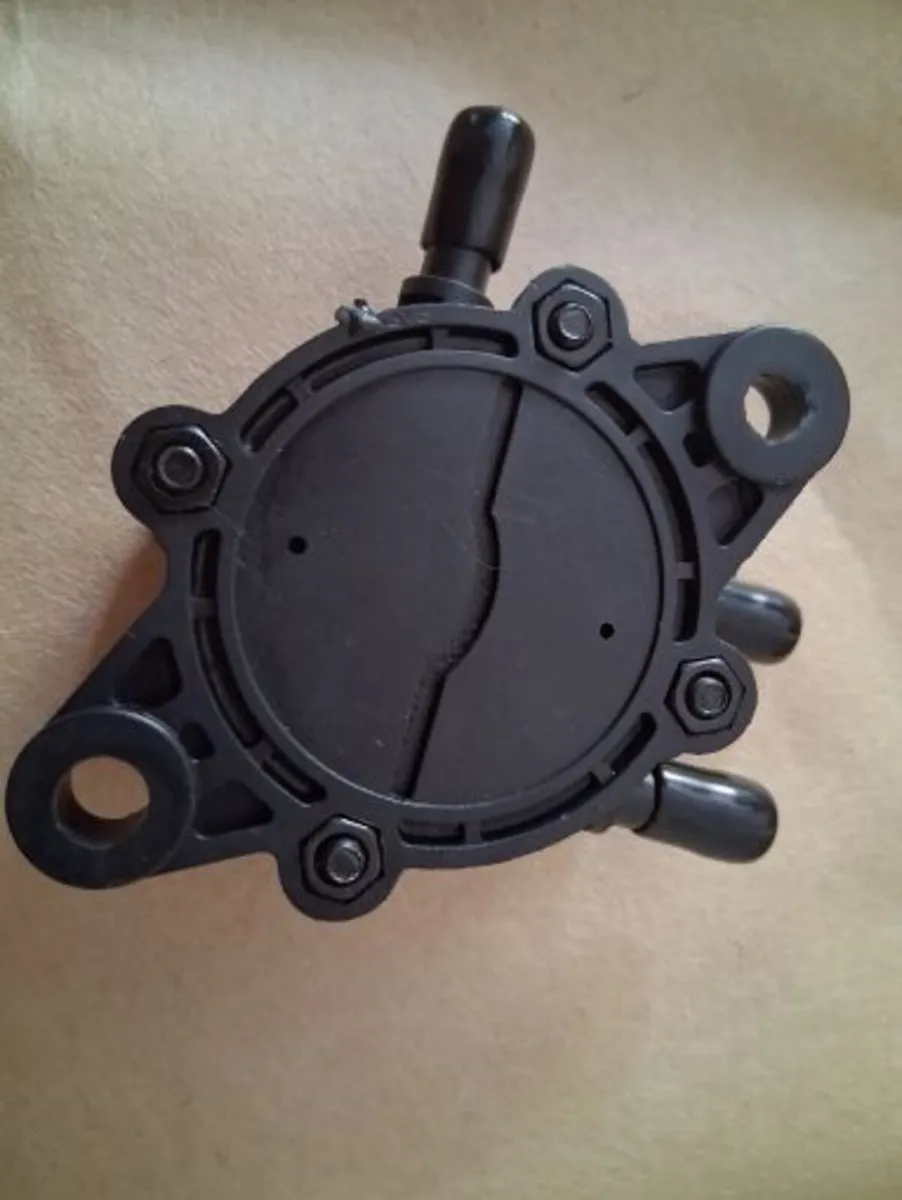 Petrol pump for Kolher ride on mower engine - Image 2