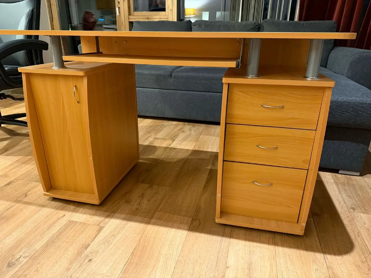 Desk+Chair - Image 1