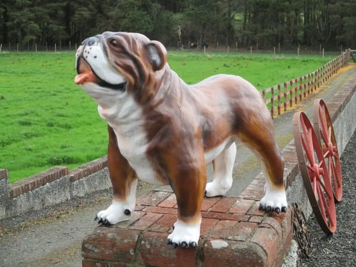 Extra-Large Bulldog Statue - Image 2