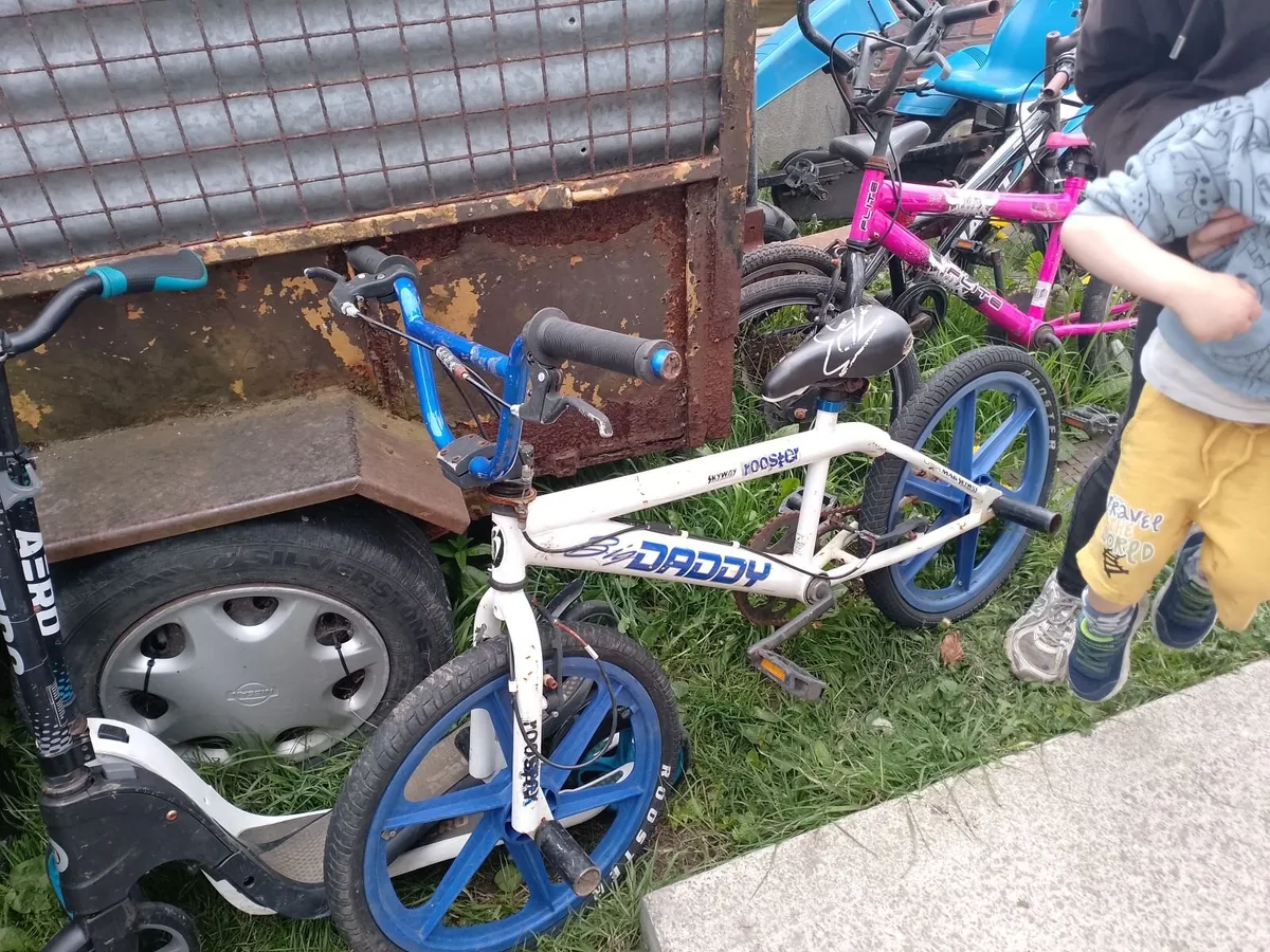 Childs bikes - Image 3